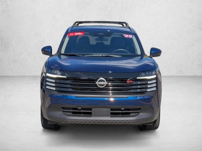 2025 Nissan Kicks SR FWD