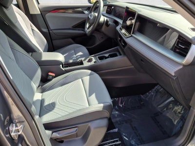 2025 Volkswagen Tiguan 2.0T SE FWD