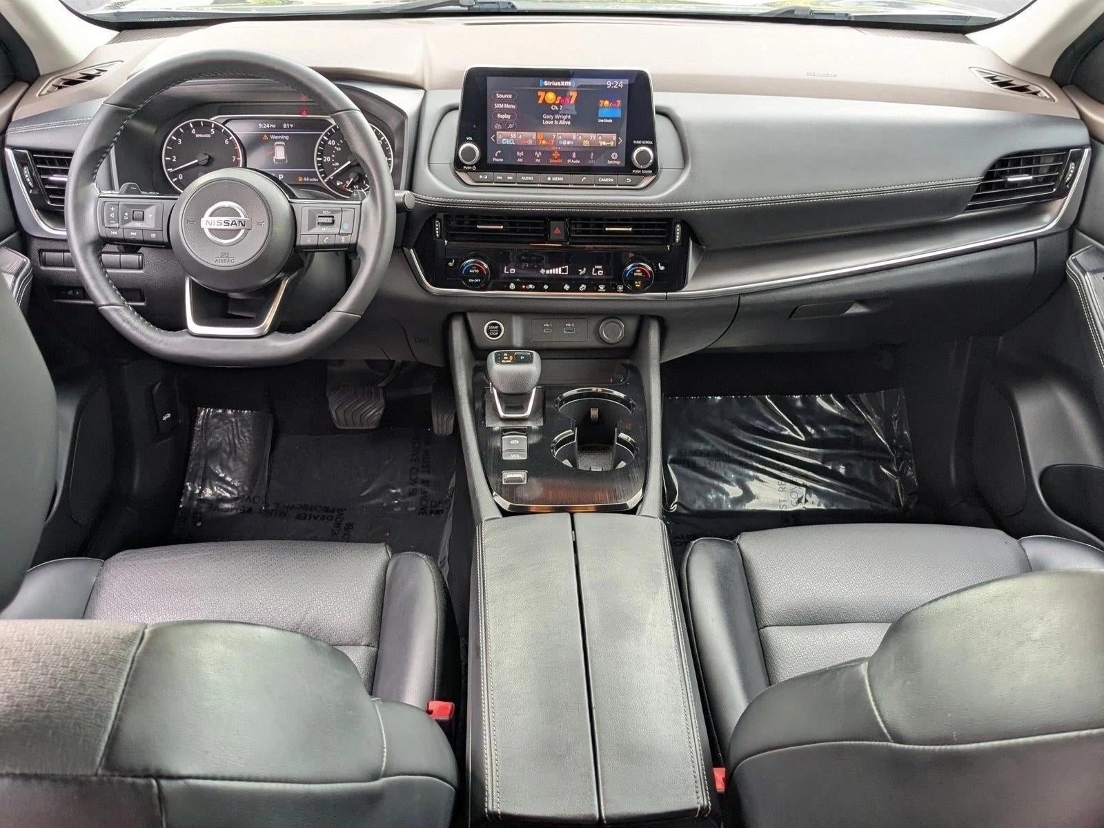 2021 Nissan Rogue FWD SV