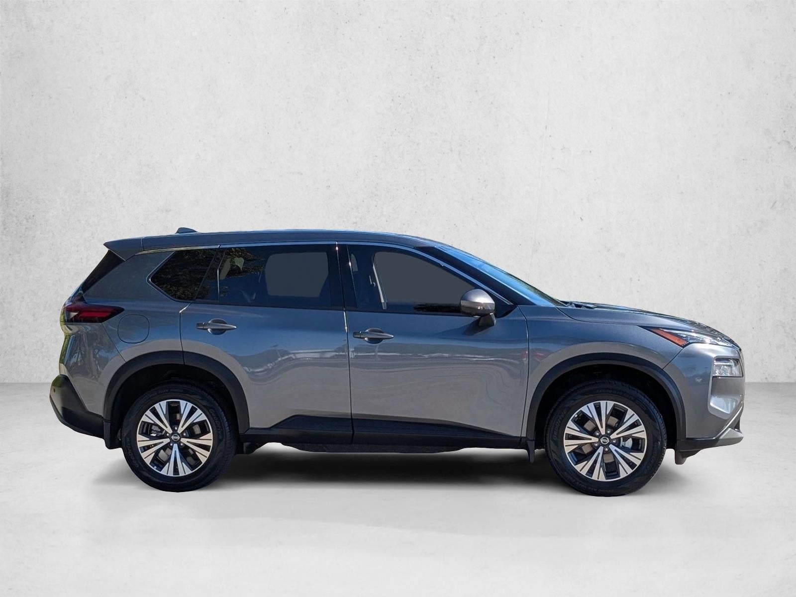 2021 Nissan Rogue FWD SV