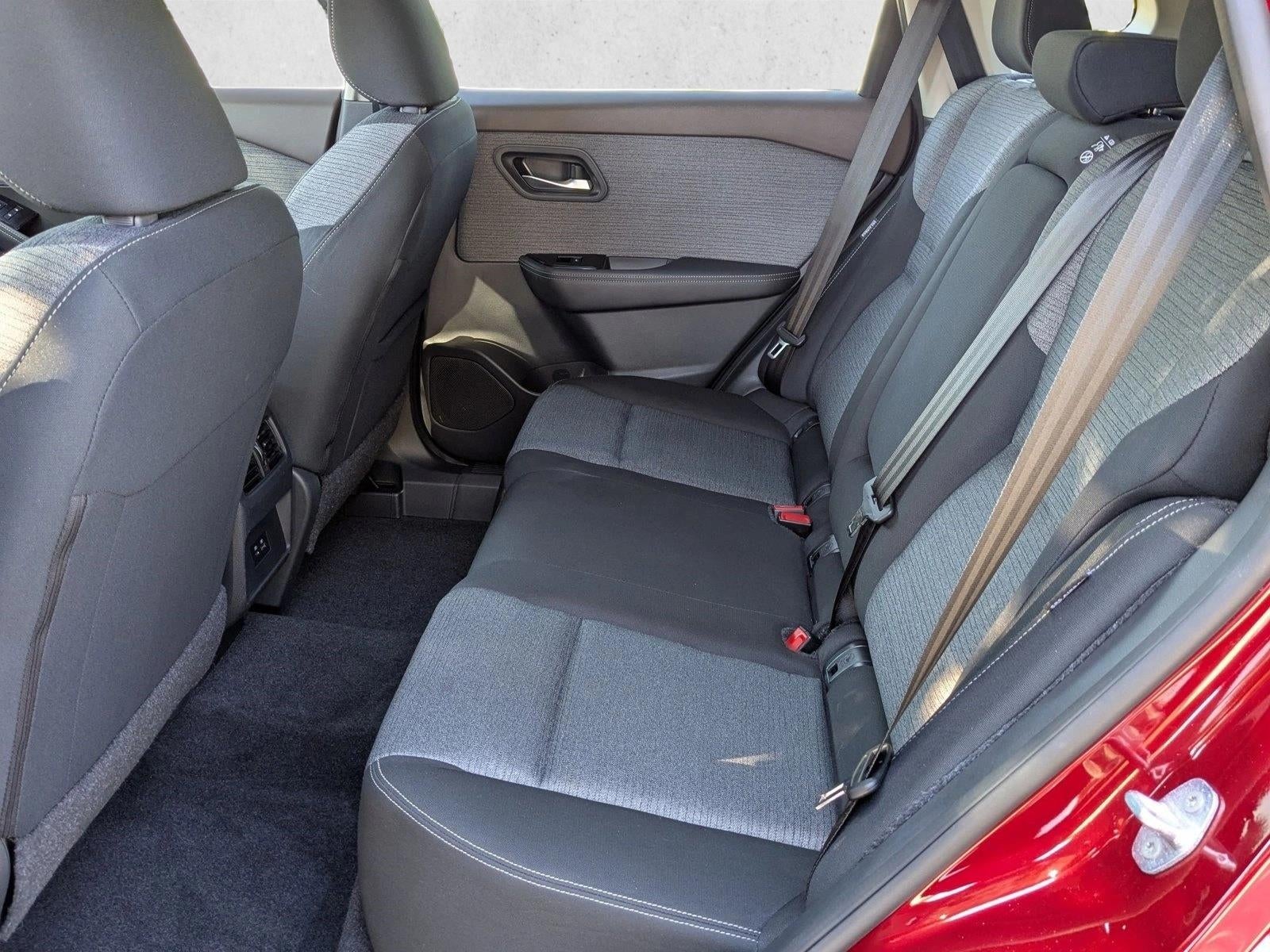 2023 Nissan Rogue FWD SV