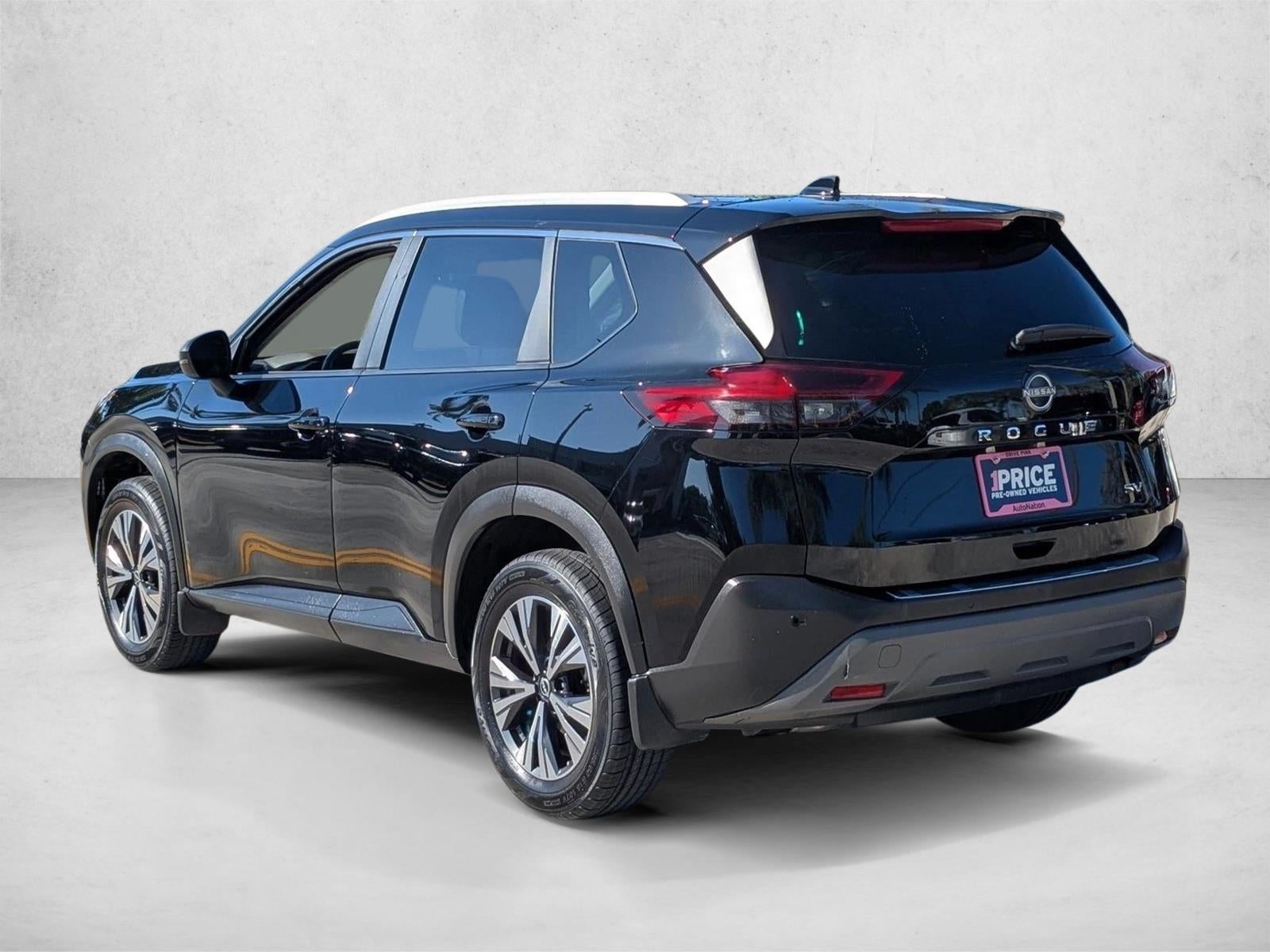 2022 Nissan Rogue FWD SV