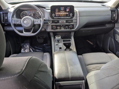 2024 Nissan Pathfinder S 2WD