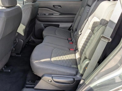 2024 Nissan Pathfinder S 2WD