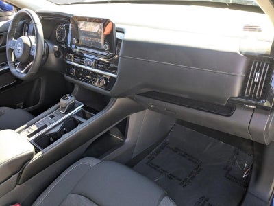 2024 Nissan Pathfinder SV 2WD