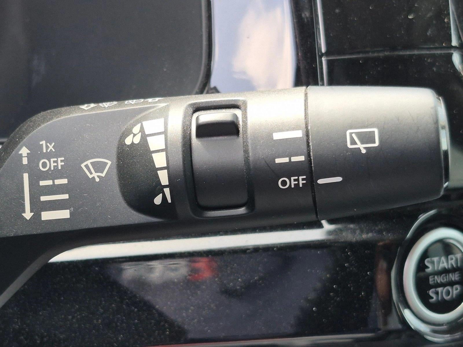2022 Nissan Pathfinder SV 2WD