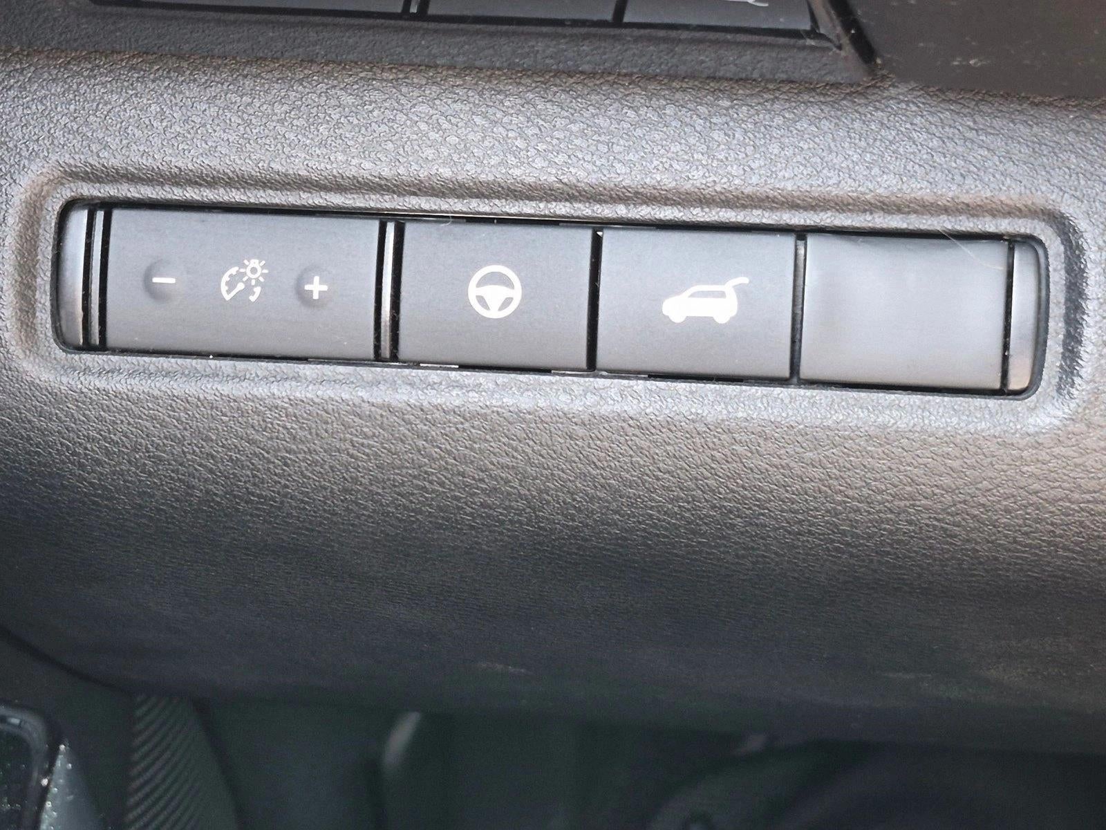 2022 Nissan Pathfinder SV 2WD