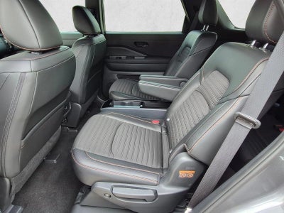 2024 Nissan Pathfinder Rock Creek 4WD