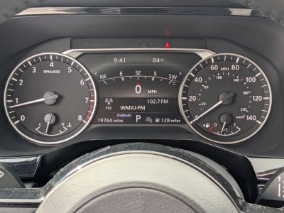 2024 Nissan Pathfinder SL 2WD