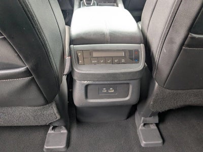 2024 Nissan Pathfinder SL 2WD