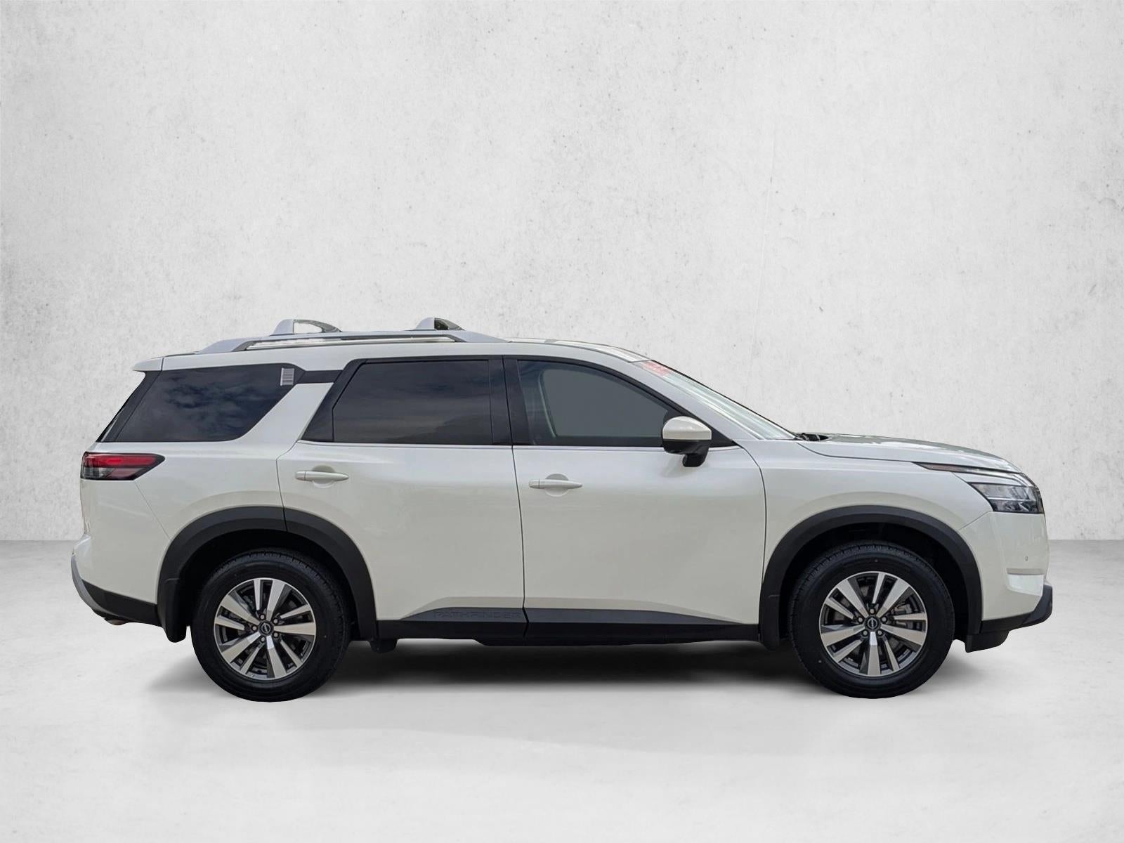 2024 Nissan Pathfinder SL 2WD