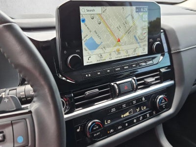 2022 Nissan Pathfinder SL 2WD