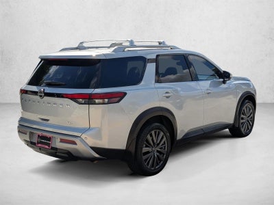2022 Nissan Pathfinder SL 2WD