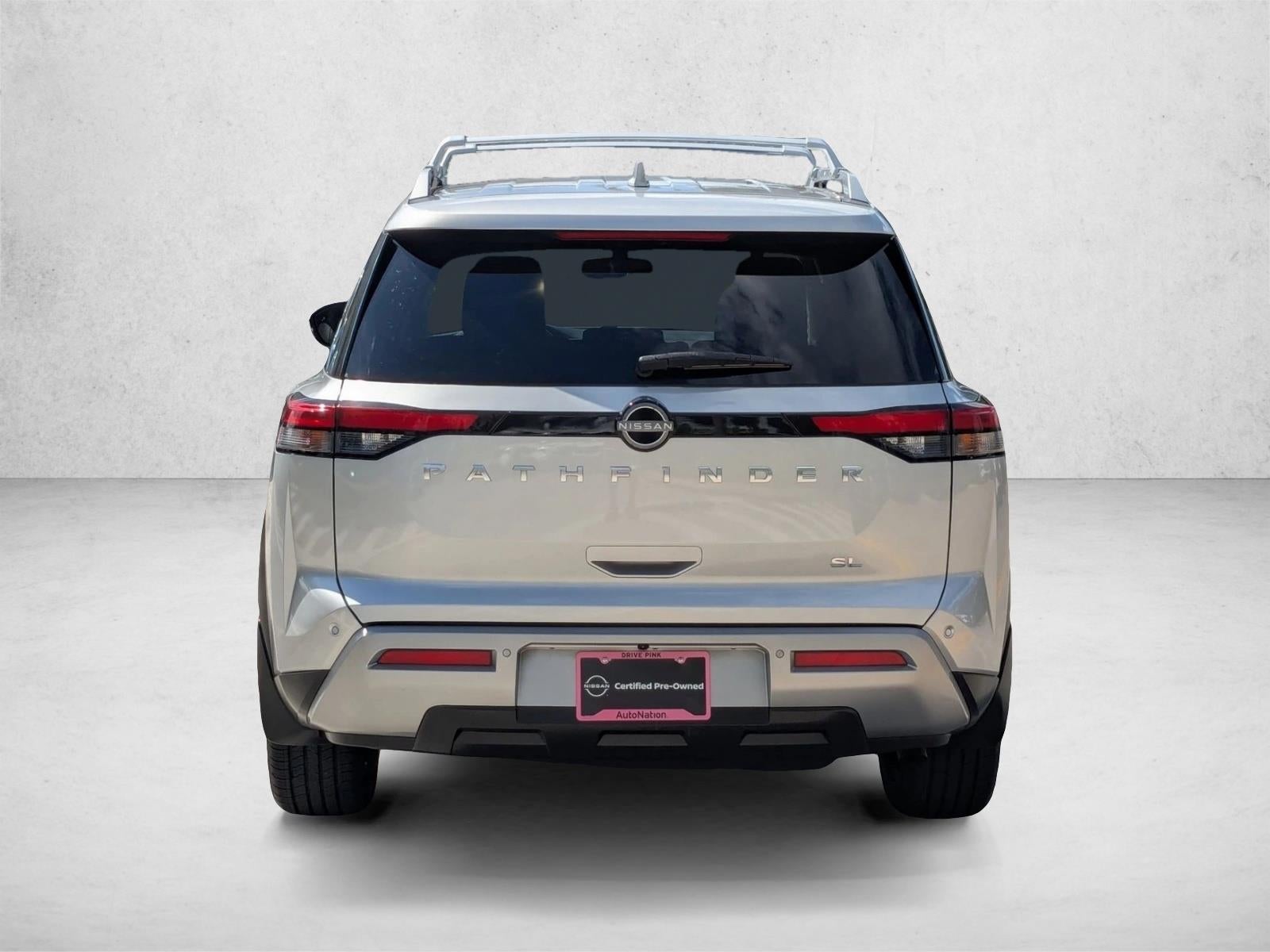 2022 Nissan Pathfinder SL 2WD