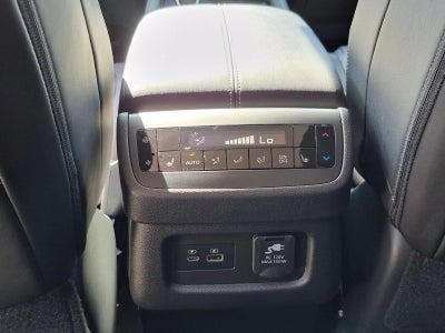 2023 Nissan Pathfinder Platinum 4WD