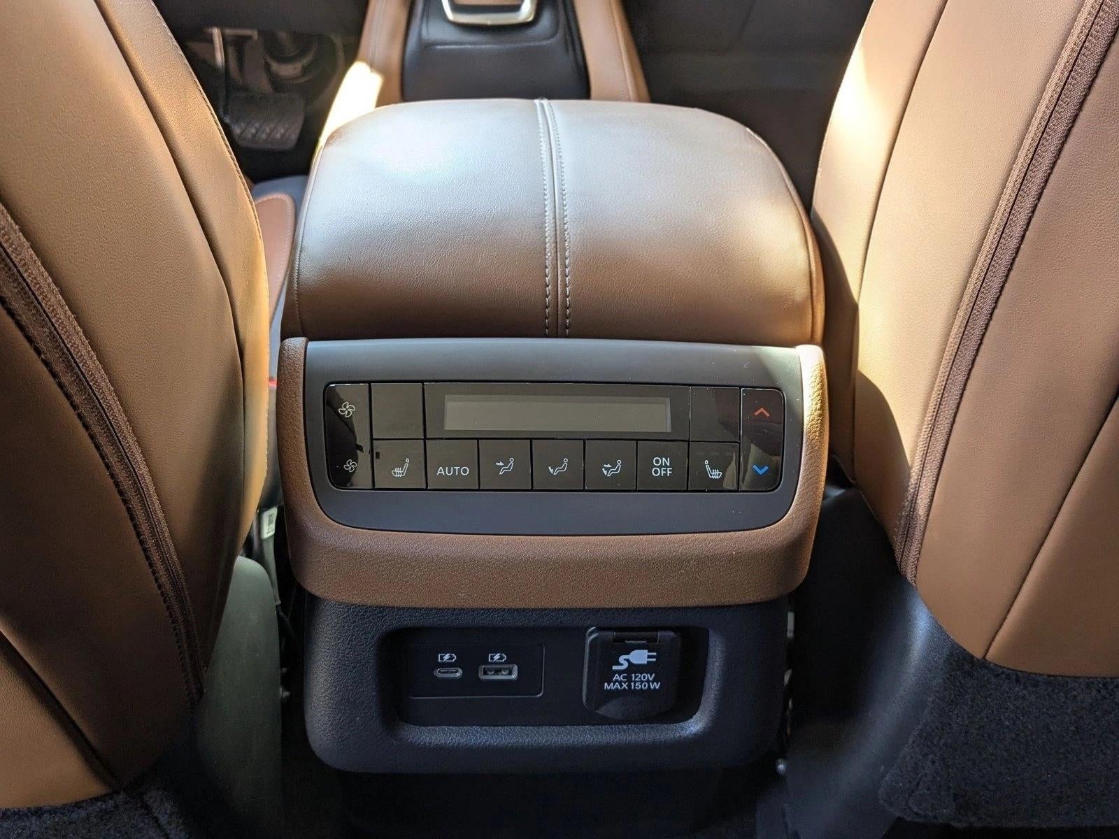 2025 Nissan Pathfinder Platinum 4WD