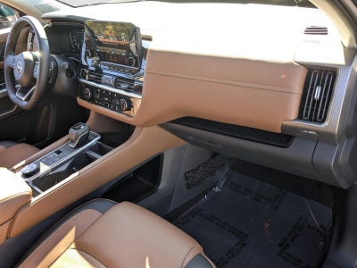 2025 Nissan Pathfinder Platinum 4WD