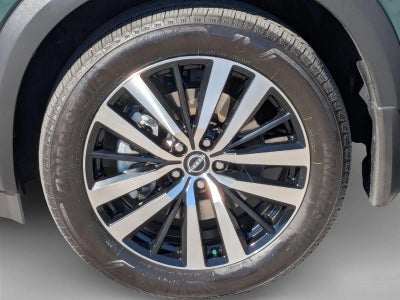 2025 Nissan Pathfinder Platinum 4WD