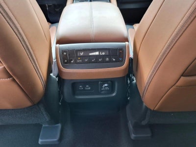 2023 Nissan Pathfinder Platinum 4WD