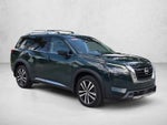 2023 Nissan Pathfinder Platinum 4WD