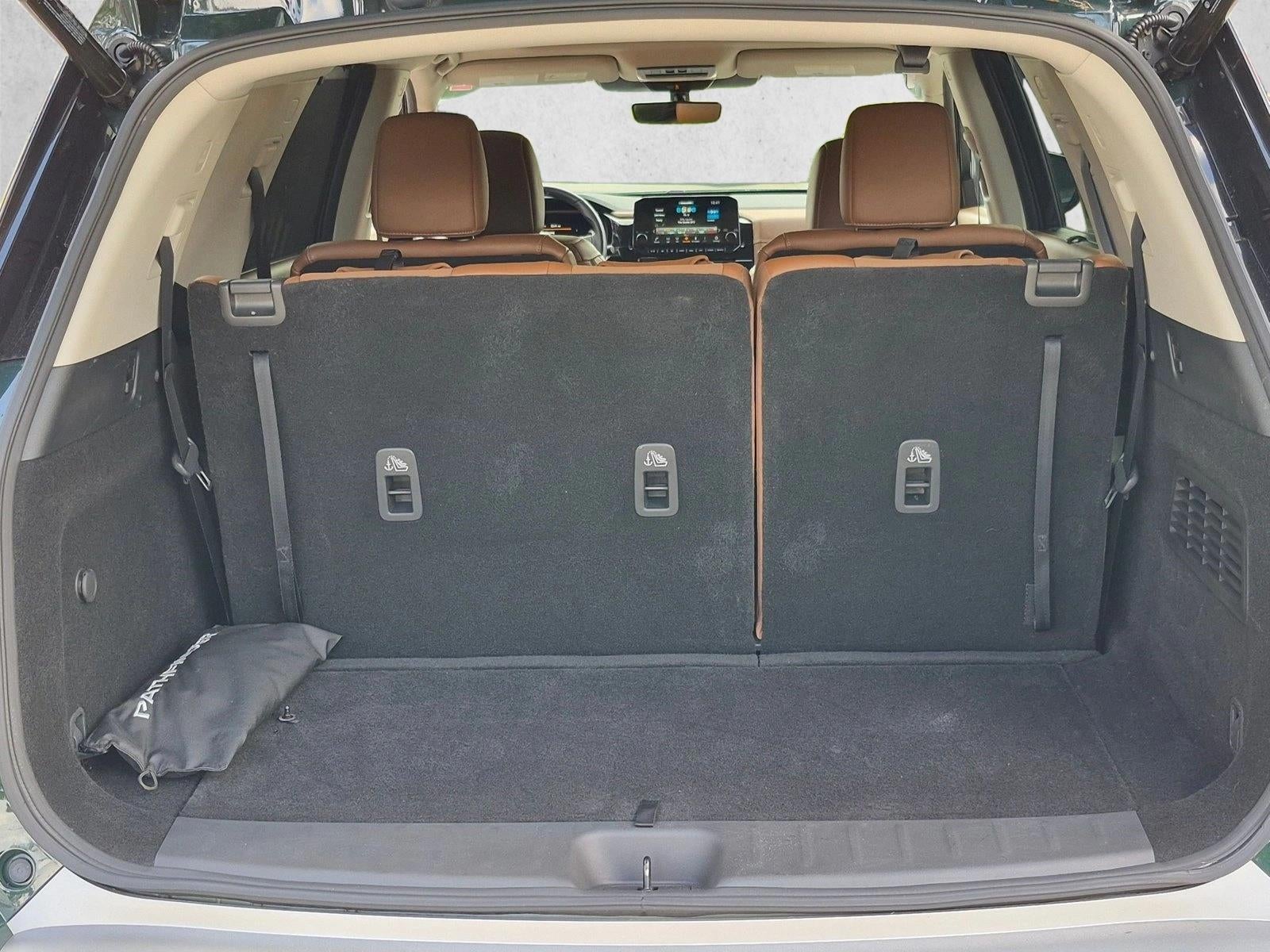 2023 Nissan Pathfinder Platinum 4WD