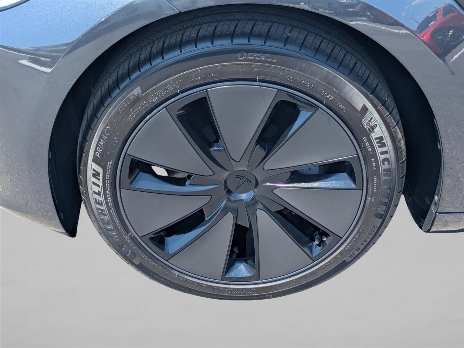 2025 Tesla Model 3 Long Range RWD