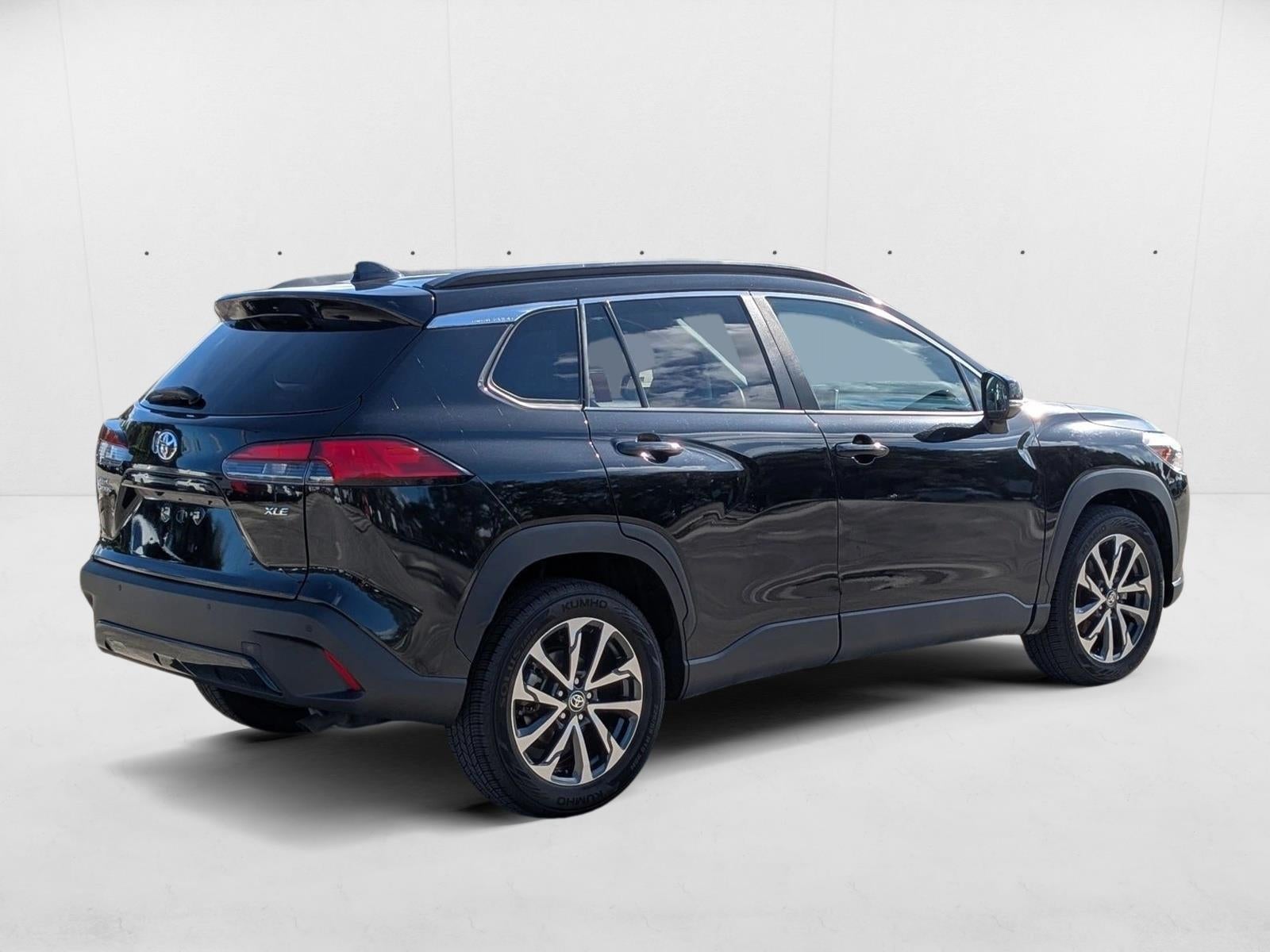 2023 Toyota Corolla Cross XLE 2WD (Natl)