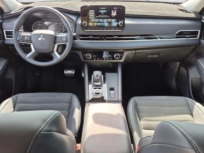 2024 Mitsubishi Outlander SE FWD