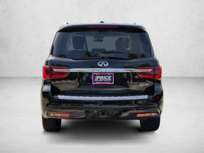 2023 INFINITI QX80 LUXE RWD