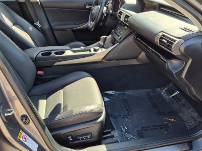 2016 Lexus IS Turbo 4dr Sdn