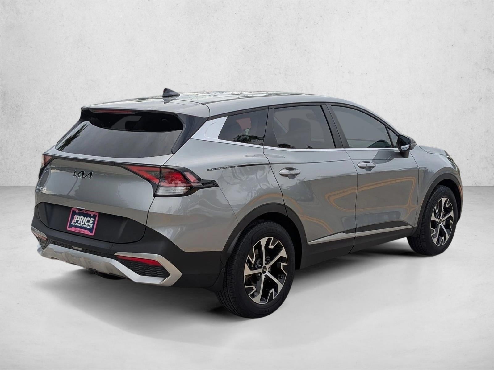 2024 Kia Sportage EX FWD