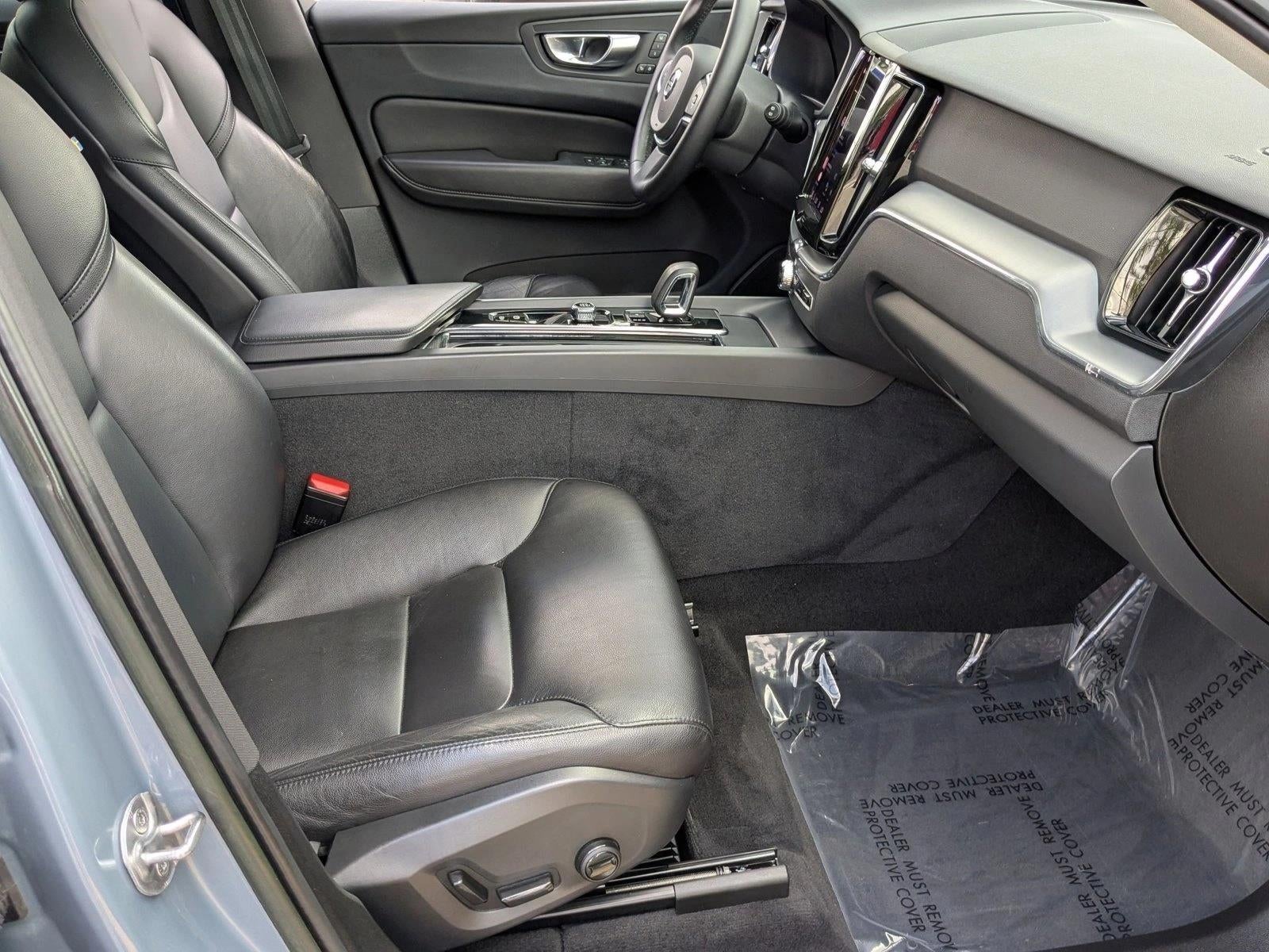 2023 Volvo XC60 B5 FWD Core