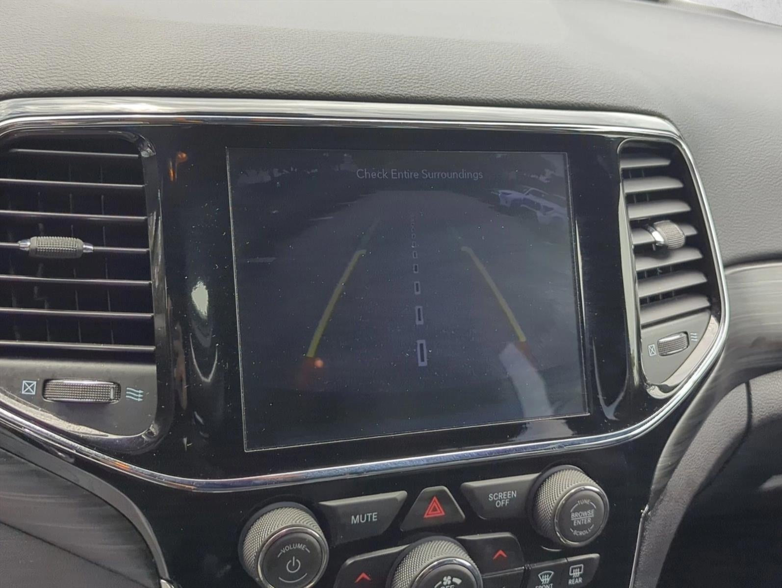 2020 Jeep Grand Cherokee Altitude 4x2