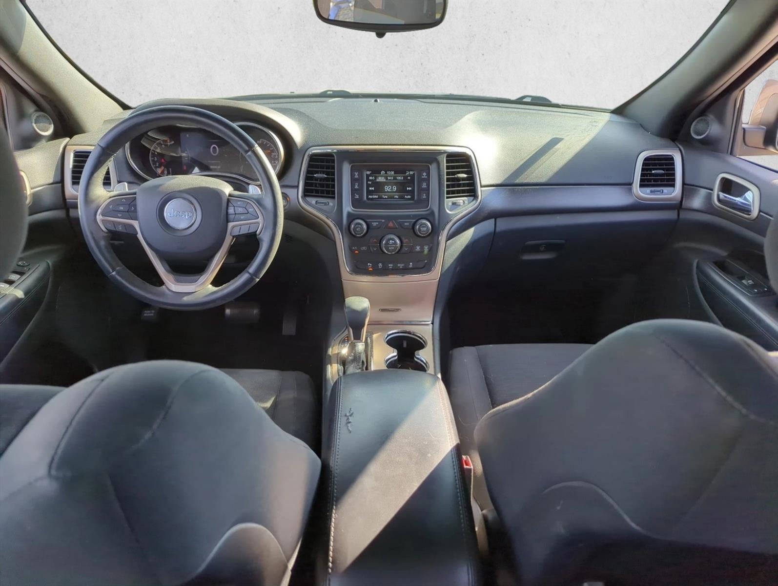 2017 Jeep Grand Cherokee Laredo 4x4