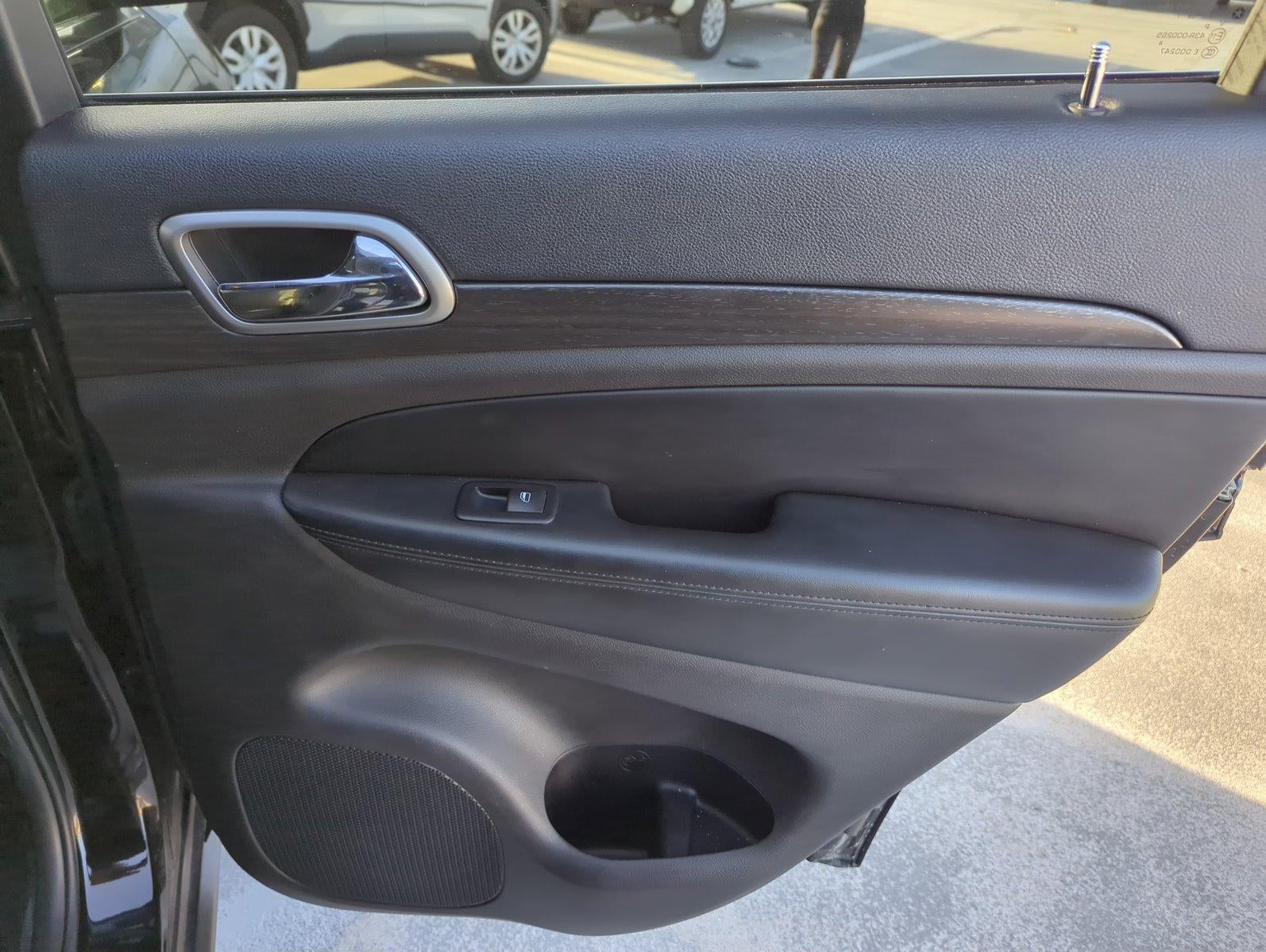 2018 Jeep Grand Cherokee Laredo E 4x4 *Ltd Avail*