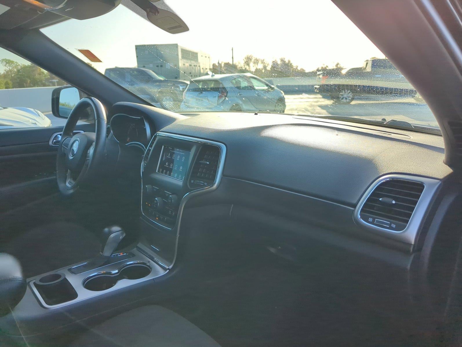 2018 Jeep Grand Cherokee Laredo E 4x4 *Ltd Avail*