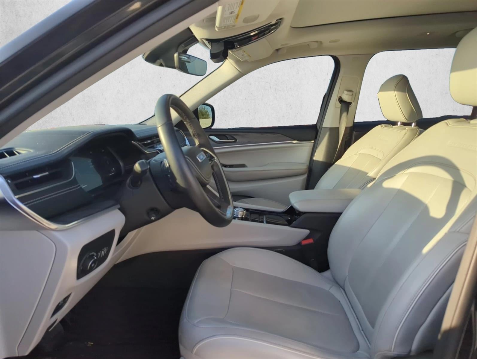 2022 Jeep Grand Cherokee L Overland 4x4