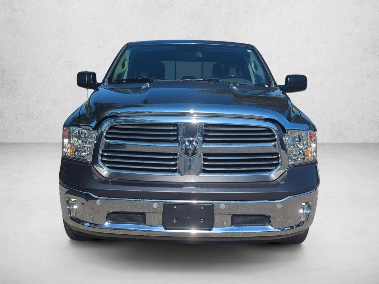 2015 RAM 1500 2WD Crew Cab 5.7 Ft Box Big Horn
