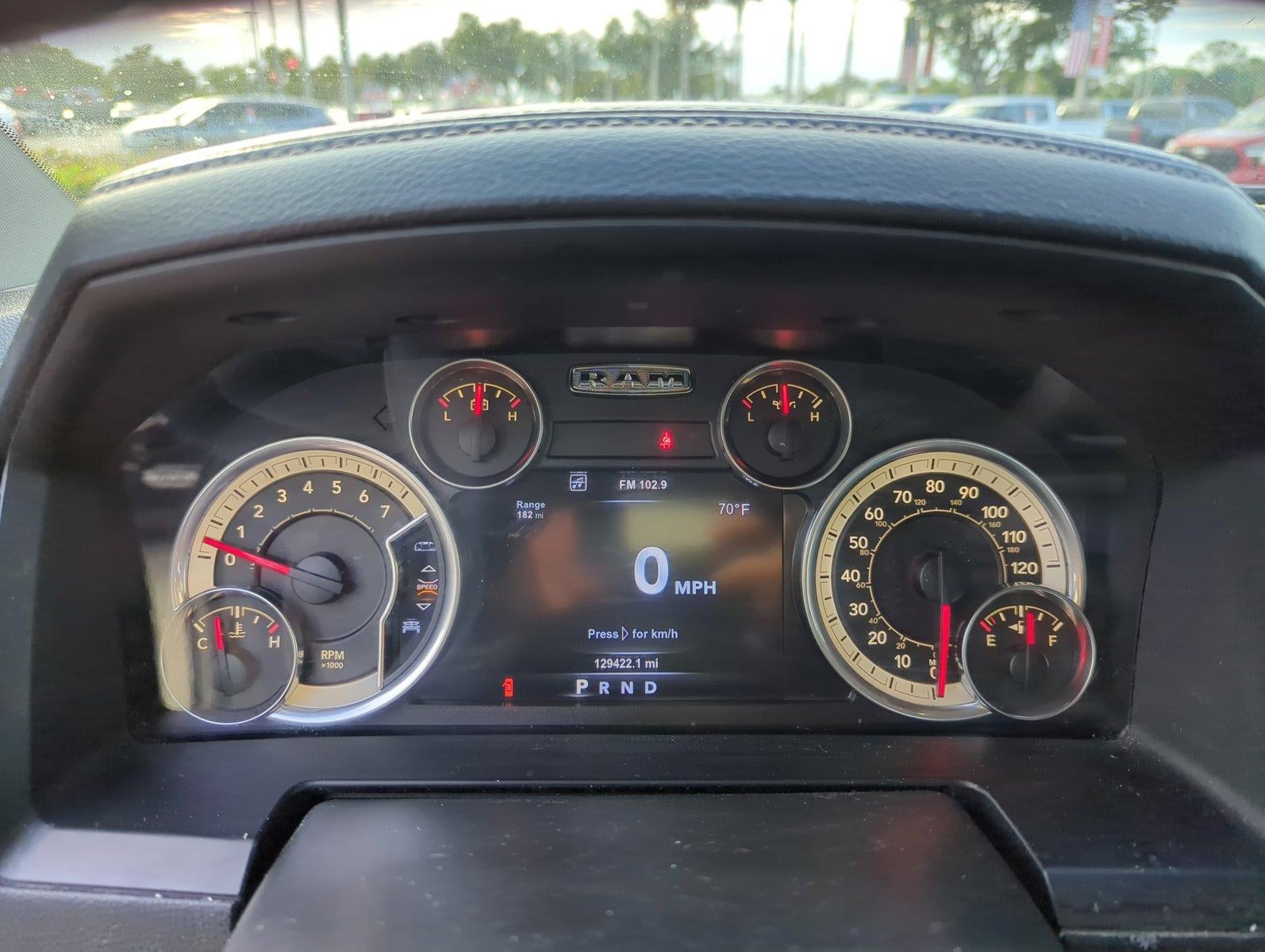 2017 RAM 1500 Laramie 4x4 Crew Cab 6'4" Box