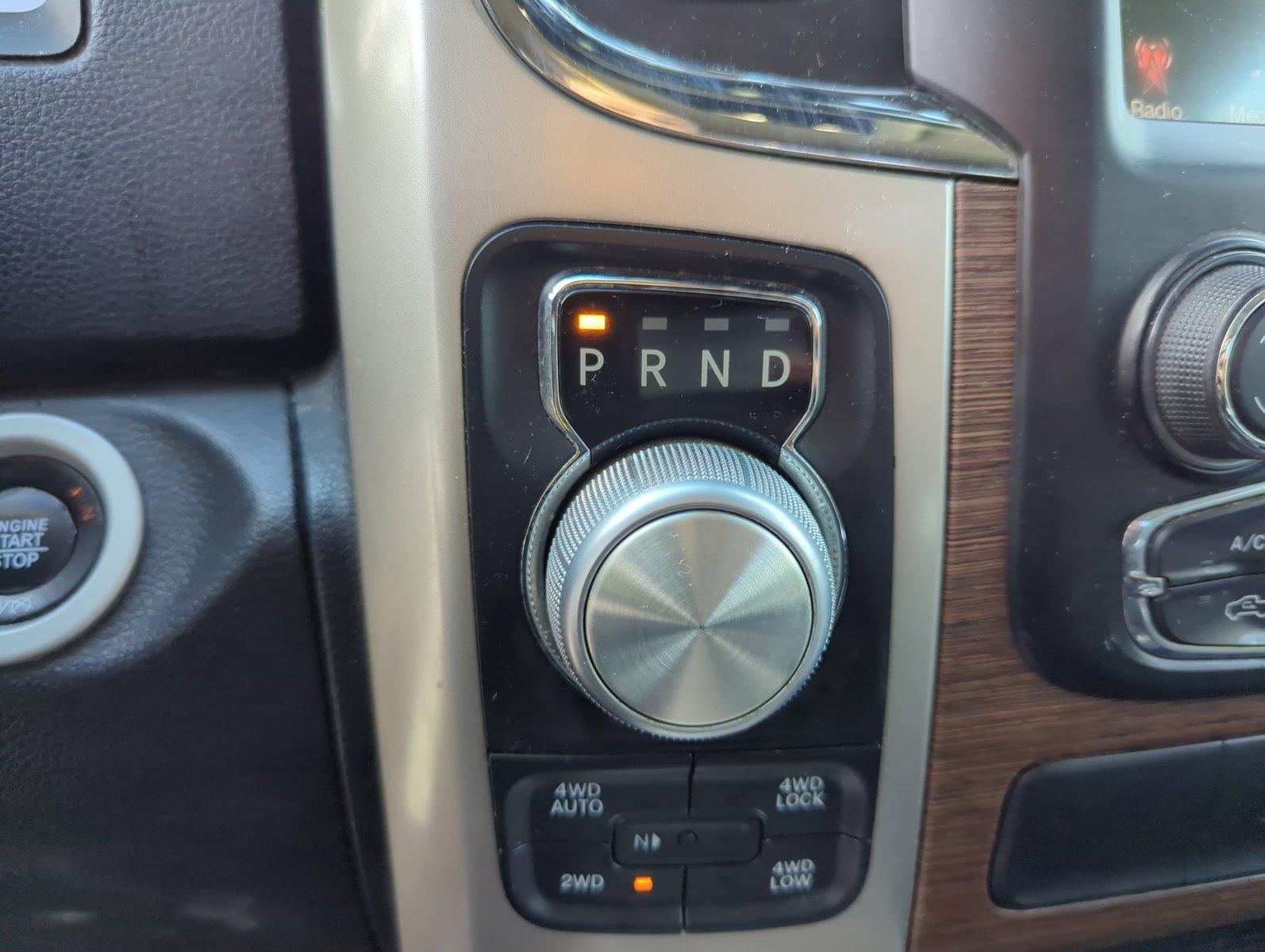 2017 RAM 1500 Laramie 4x4 Crew Cab 6'4" Box