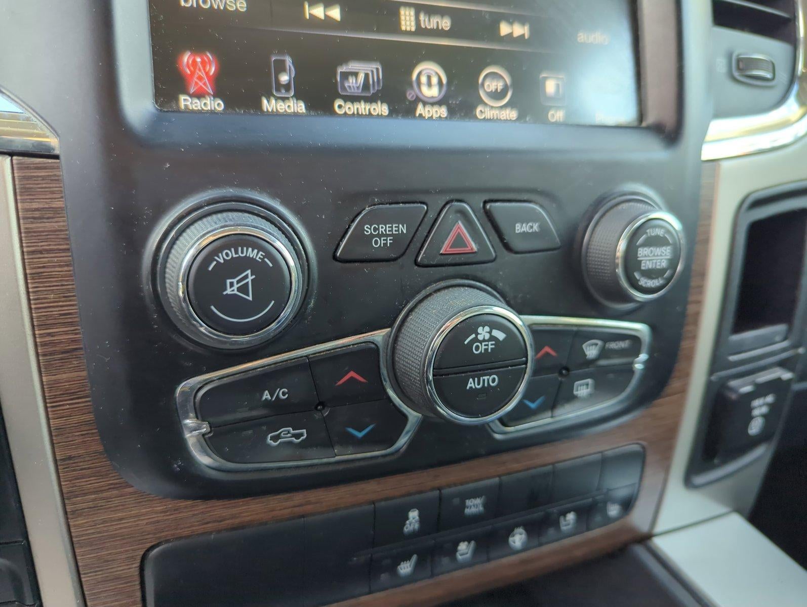 2017 RAM 1500 Laramie 4x4 Crew Cab 6'4" Box