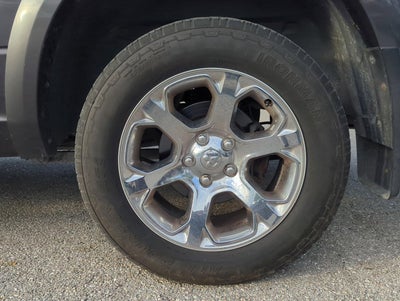 2017 RAM 1500 Laramie 4x4 Crew Cab 6'4" Box