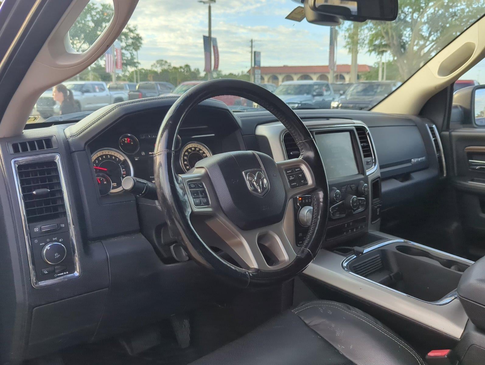 2017 RAM 1500 Laramie 4x4 Crew Cab 6'4" Box