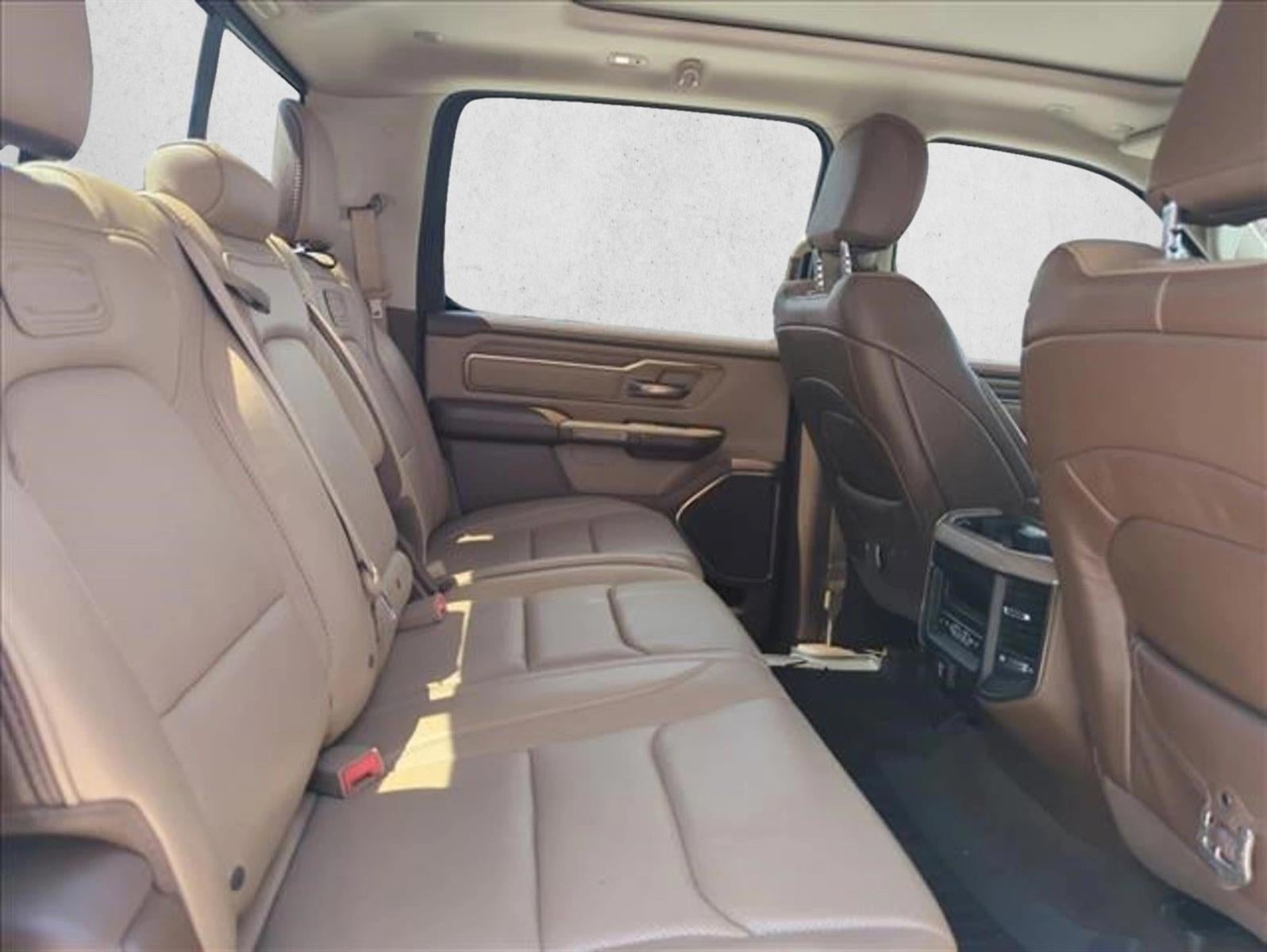 2019 RAM 1500 Longhorn 4x2 Crew Cab 5'7" Box