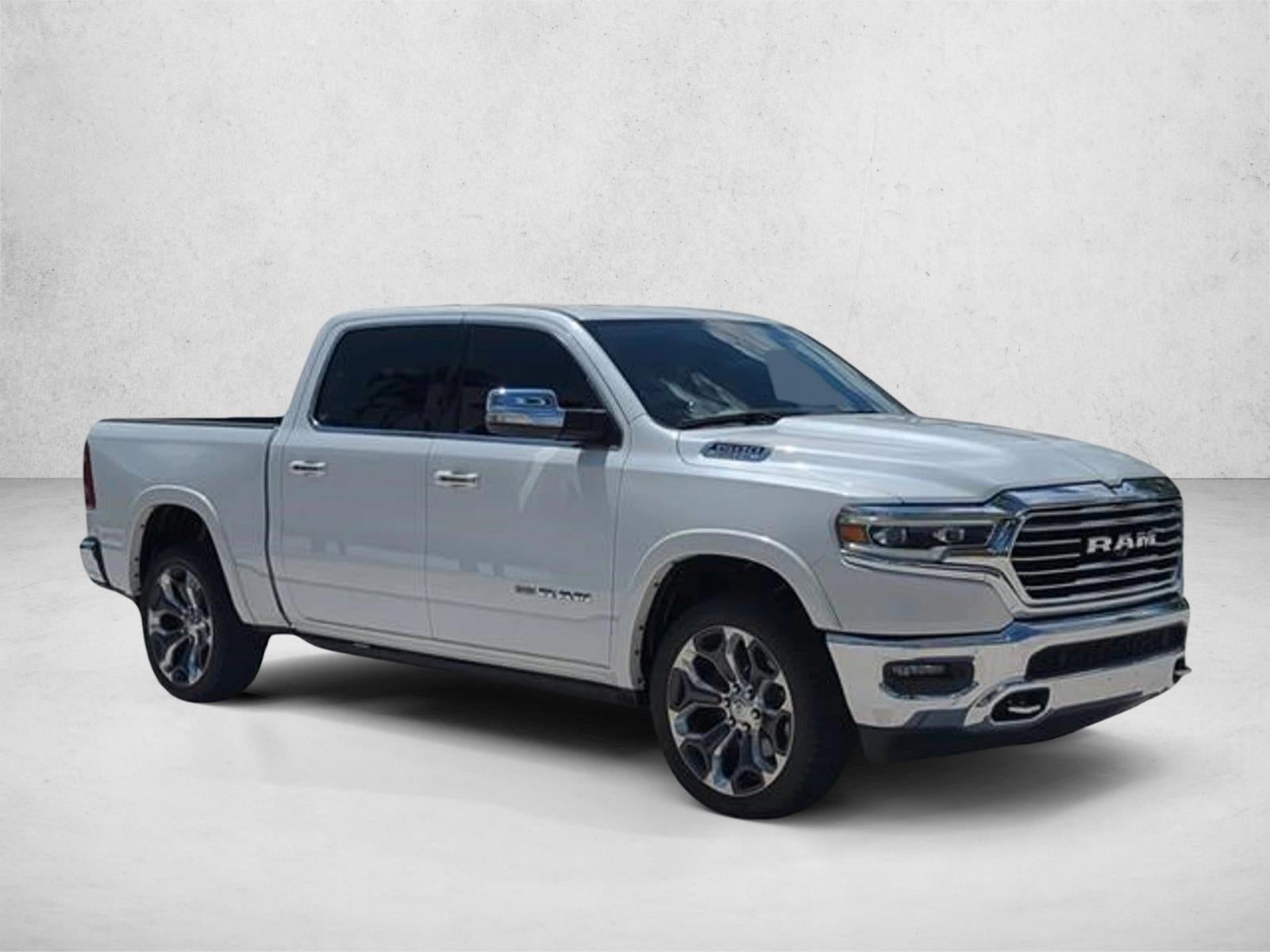 2019 RAM 1500 Longhorn 4x2 Crew Cab 5'7" Box