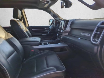 2020 RAM 1500 Laramie 4x4 Crew Cab 5'7" Box