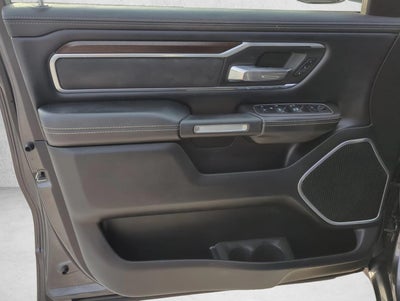 2022 RAM 1500 Laramie 4x4 Crew Cab 5'7" Box