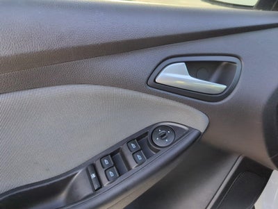 2013 Ford Focus 4dr Sdn SE