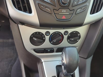 2013 Ford Focus 4dr Sdn SE