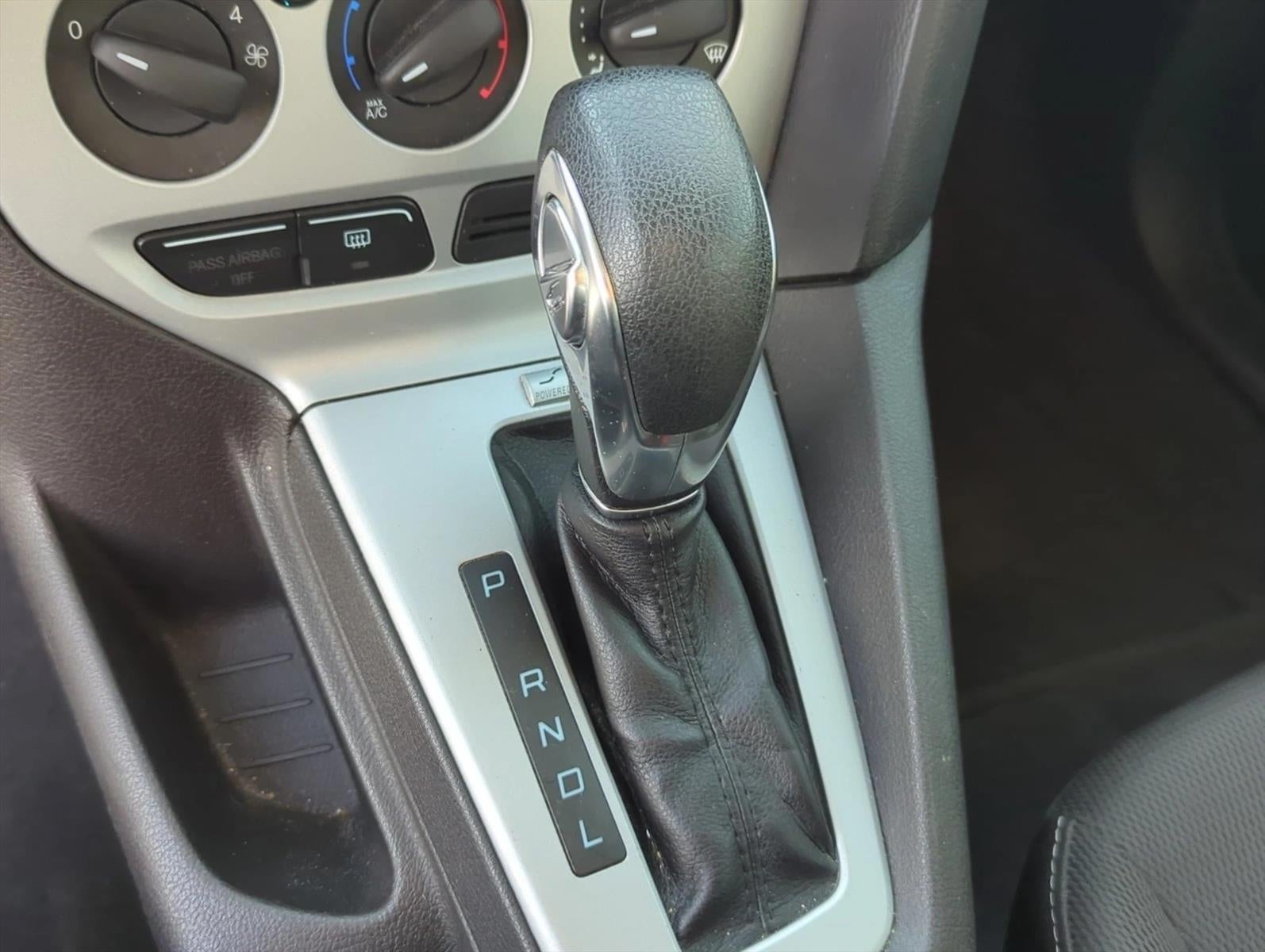2013 Ford Focus 4dr Sdn SE